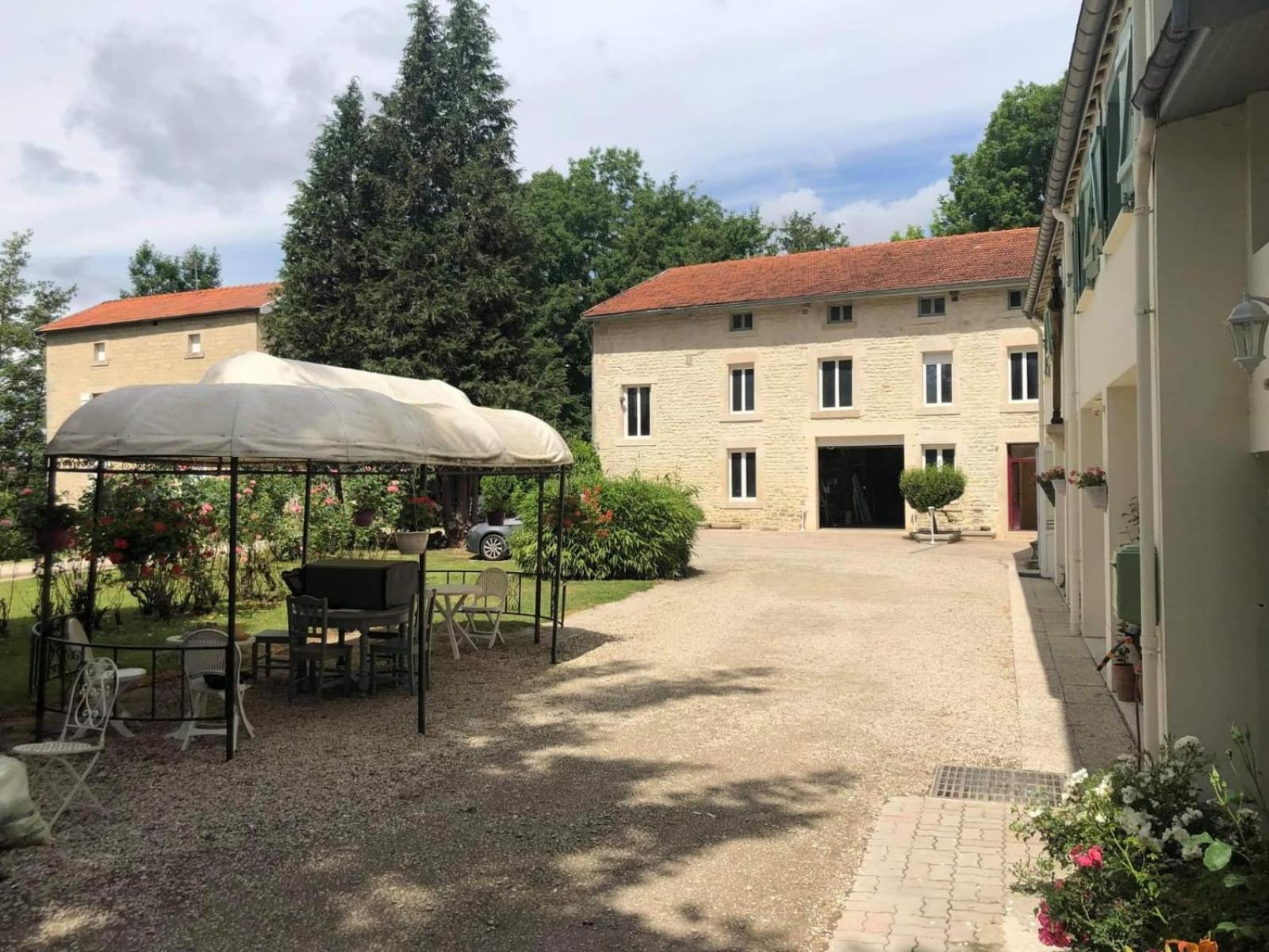Hotel Le Moulin De Chamouilley Exterior foto